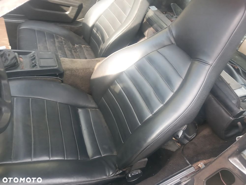 Porsche 924 - 19