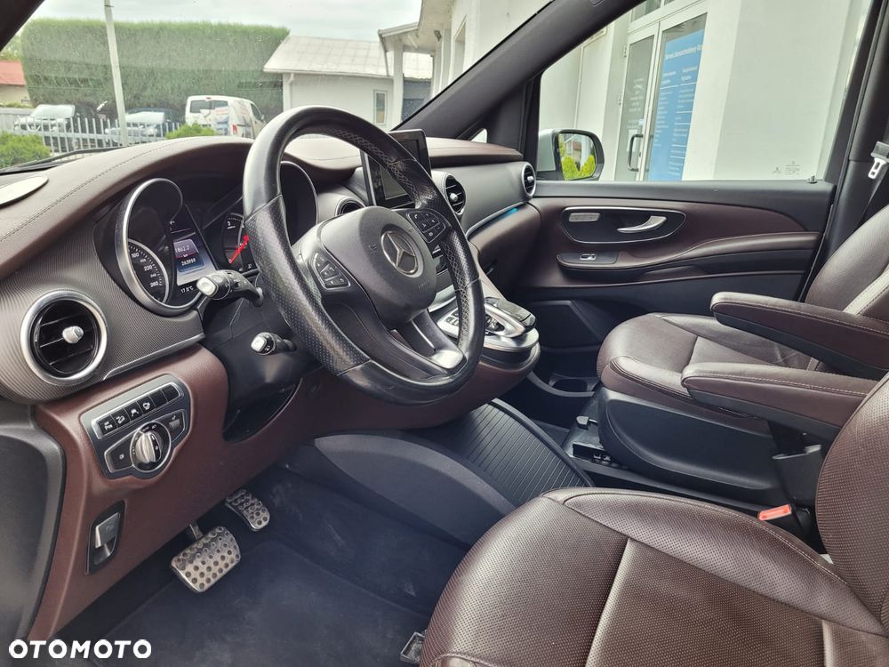 Mercedes-Benz Klasa V 250 d 4-Matic Avantgarde 7G-Tronic (d³ugi) - 17