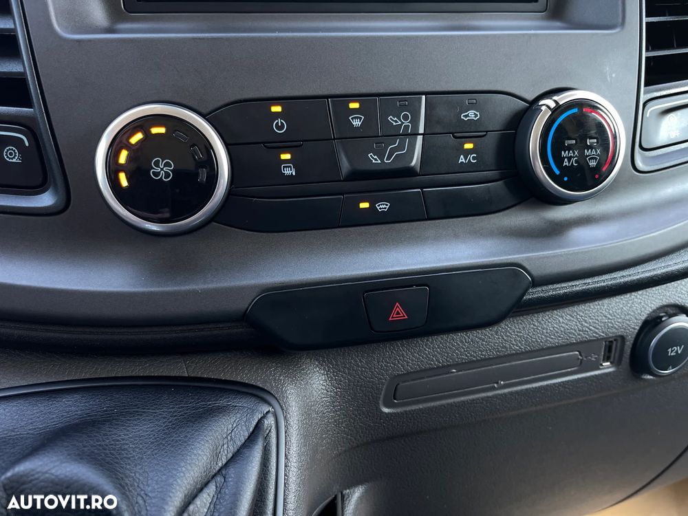 Ford Transit Custom - 13