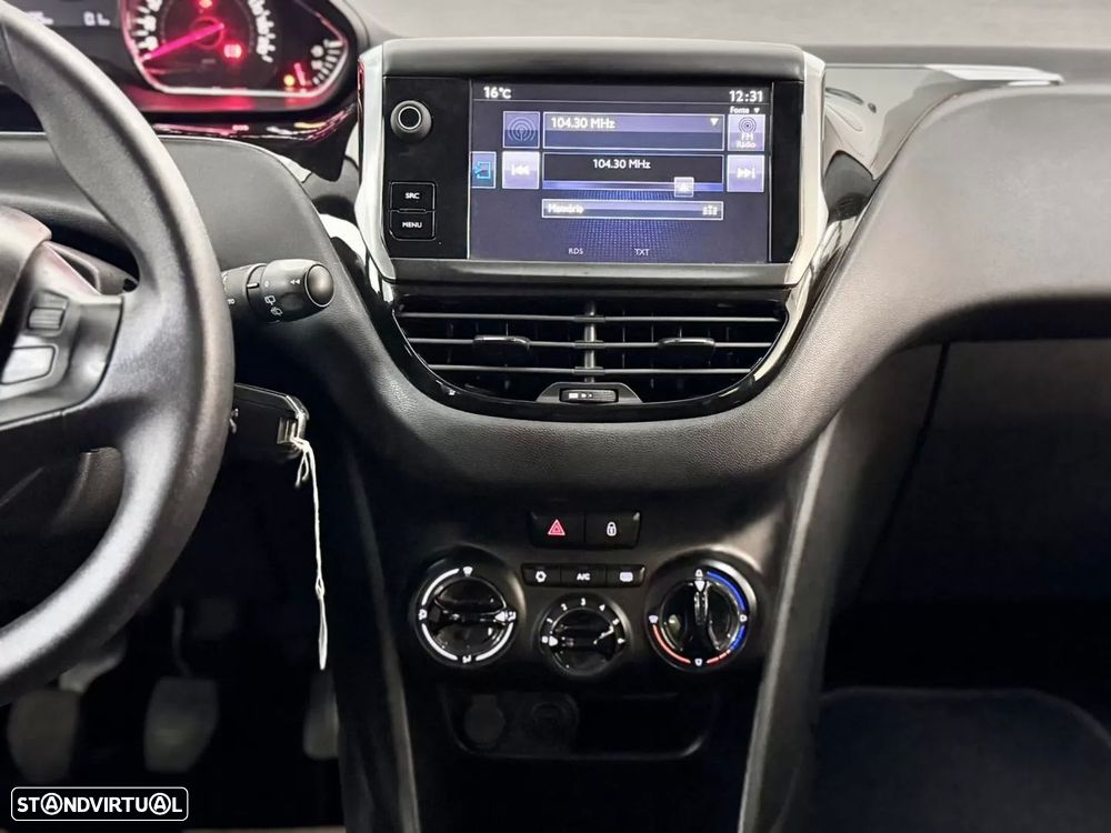 Peugeot 208 1.4 HDi Active - 30