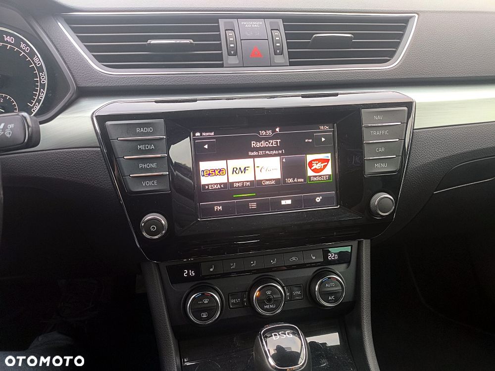 Skoda Superb 2.0 TDI DSG Premium Edition - 35