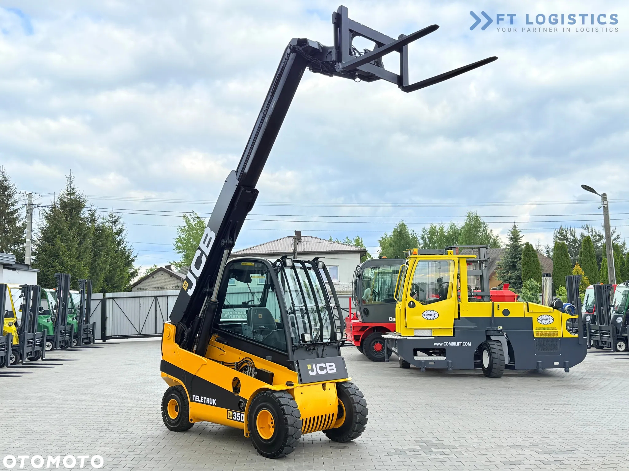 JCB TLT35D / DIESEL / KABINA / NOWE OPONY / 4450MM / TELESKOP - STAN IDEALNY - 35