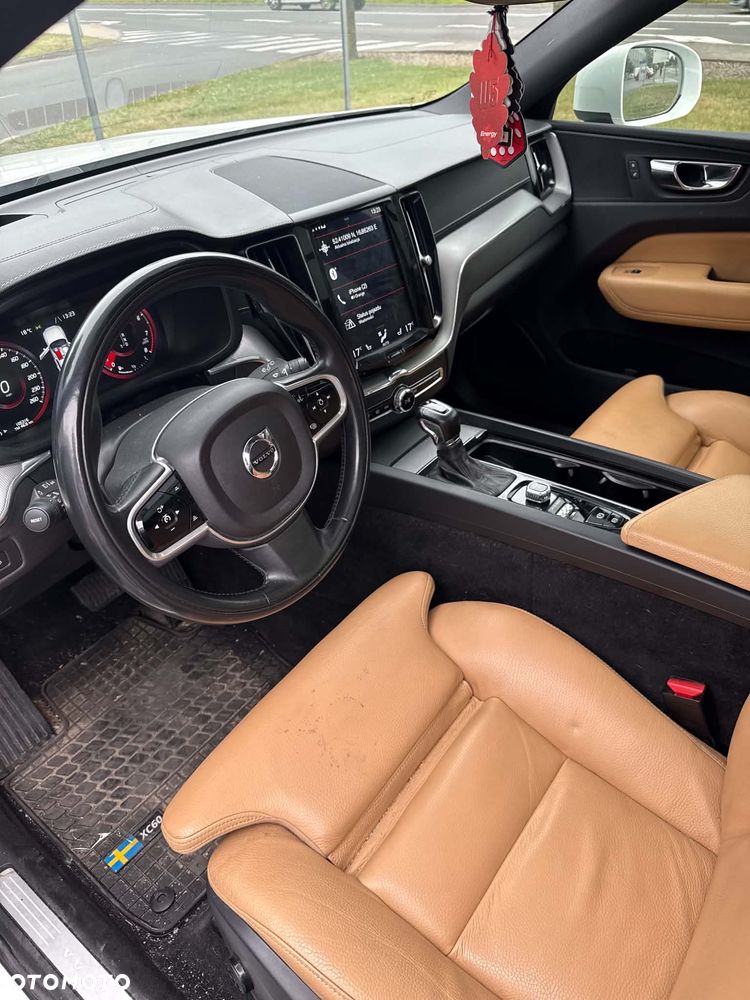 Volvo XC 60 T6 AWD Geartronic Inscription - 8