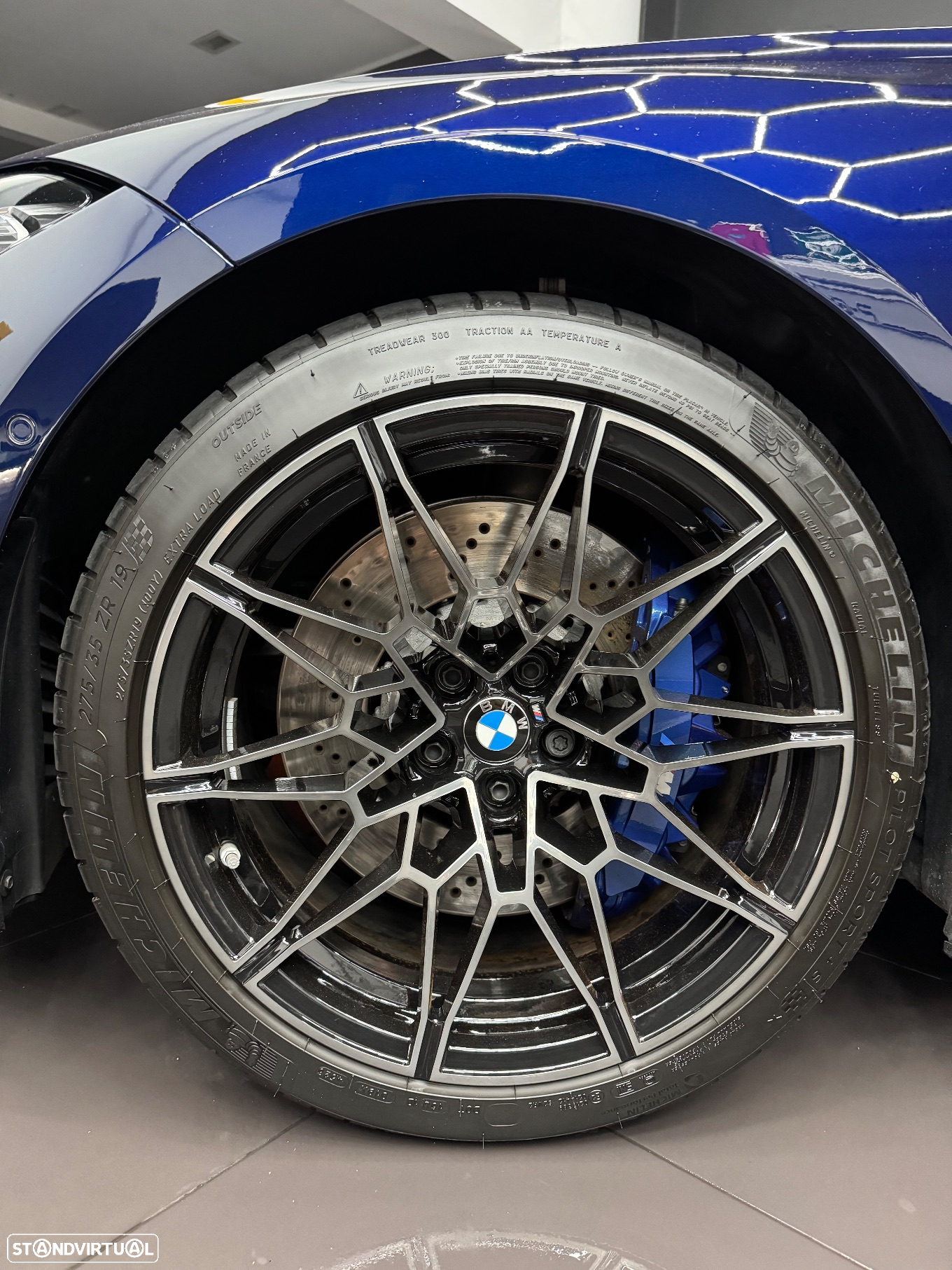 BMW M4 Competition - 4