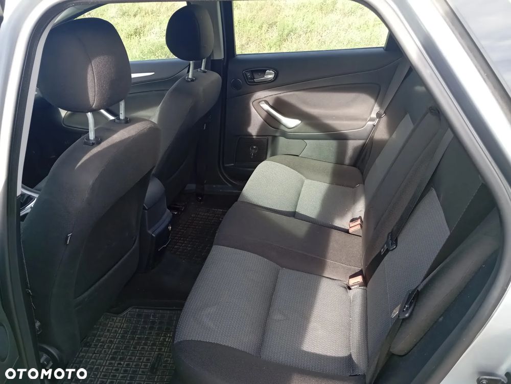 Ford Mondeo - 3