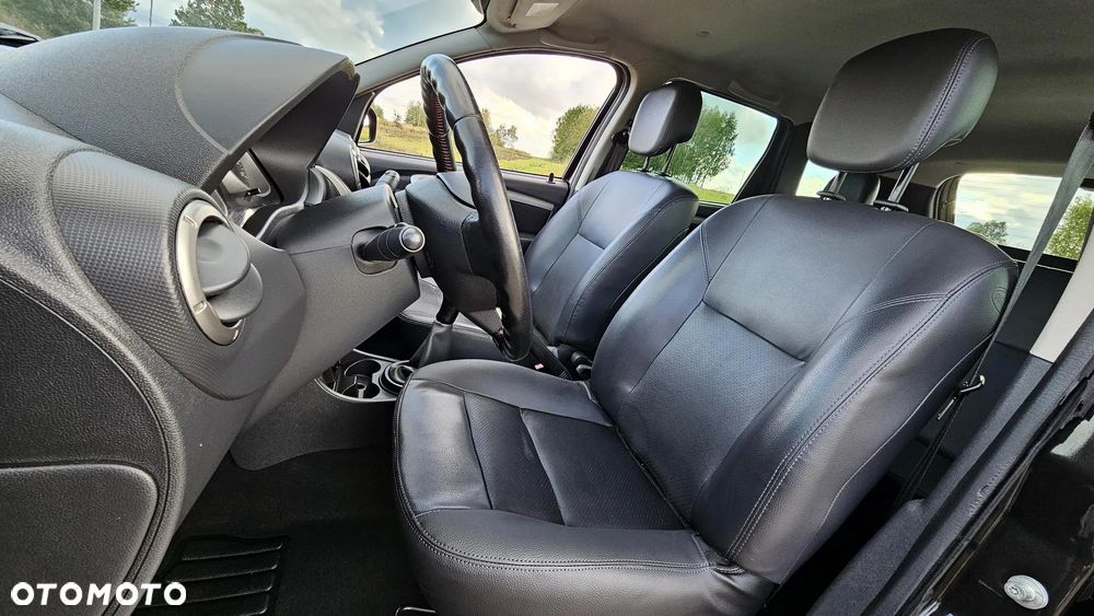Dacia Duster 1.6 SCe Comfort - 23