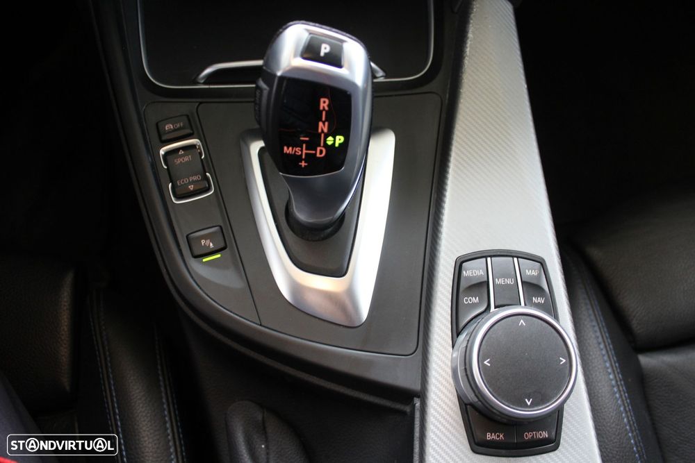 BMW 318 d Touring Pack M Shadow Auto - 15