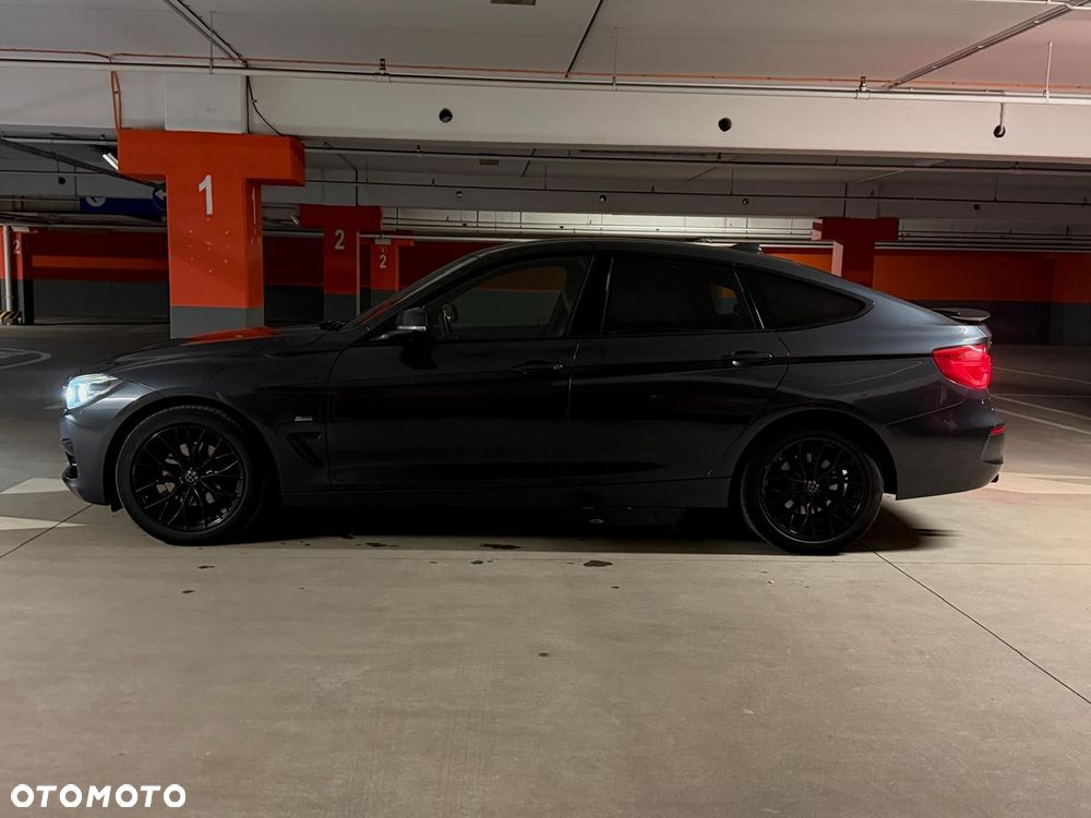 BMW Seria 3 320d xDrive Sport Line - 14