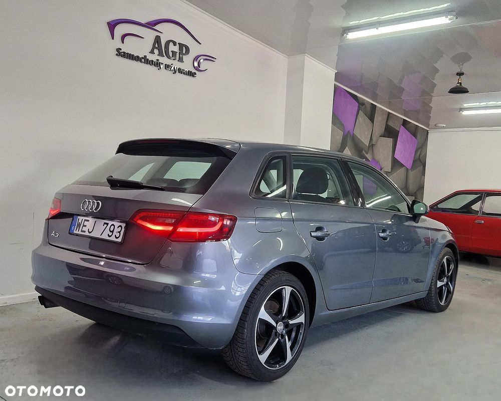 Audi A3 Sportback - 14