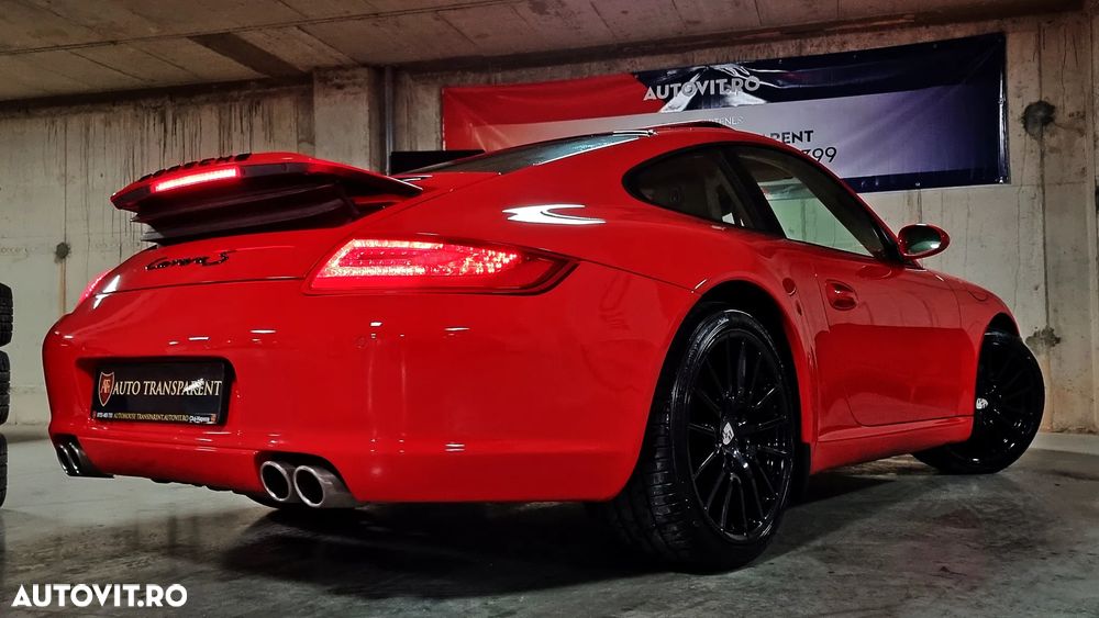 Porsche 911 Carrera S Tiptronic - 31