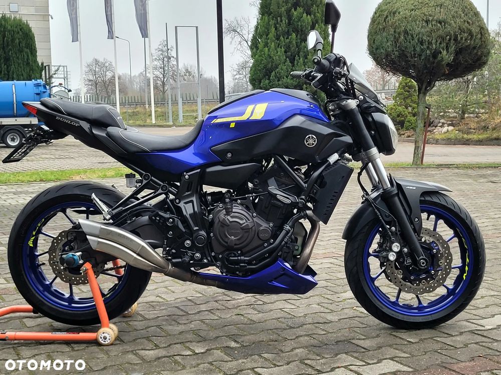 Yamaha MT - 12