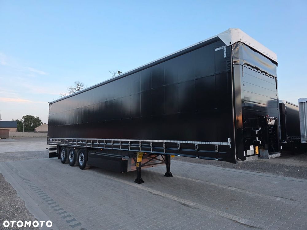 Schmitz Cargobull 3 - 39