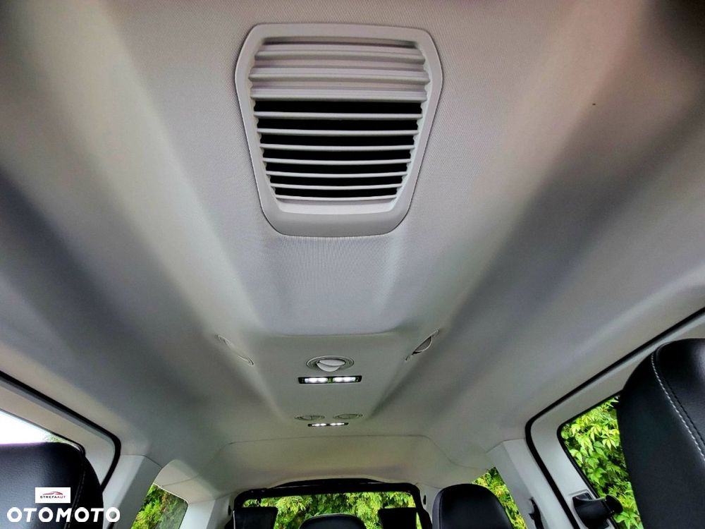 Ford Tourneo Connect - 12