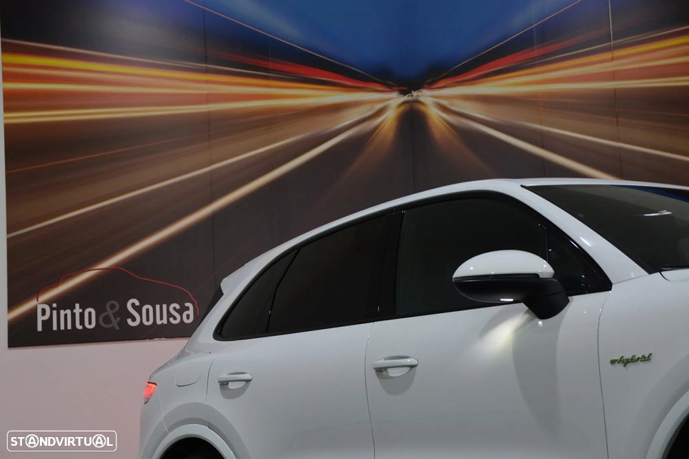 Porsche Cayenne E-Hybrid - 16