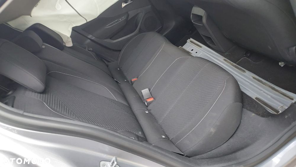 Peugeot 308 1.2 PureTech Allure Pack S&S EAT8 - 10