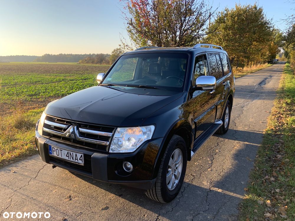 Mitsubishi Pajero 3.2 DID Alpine Edition - 1