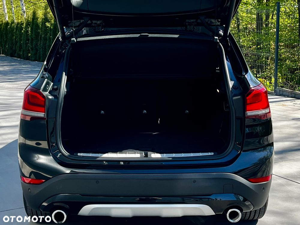 BMW X1 - 16