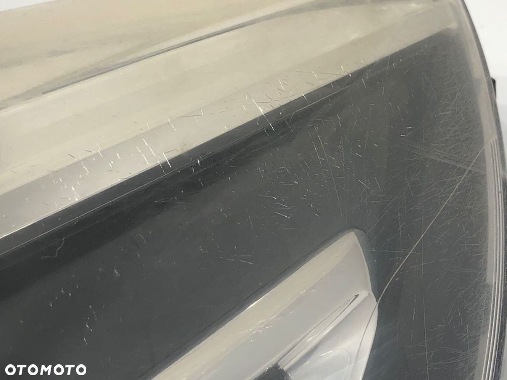 REFLEKTOR LEWY PRZÓD  RENAULT SCÉNIC III (JZ0/1_) 2008 - 2022 1.6 dCi (JZ00, JZ12) 96 kW [130 KM] - 4