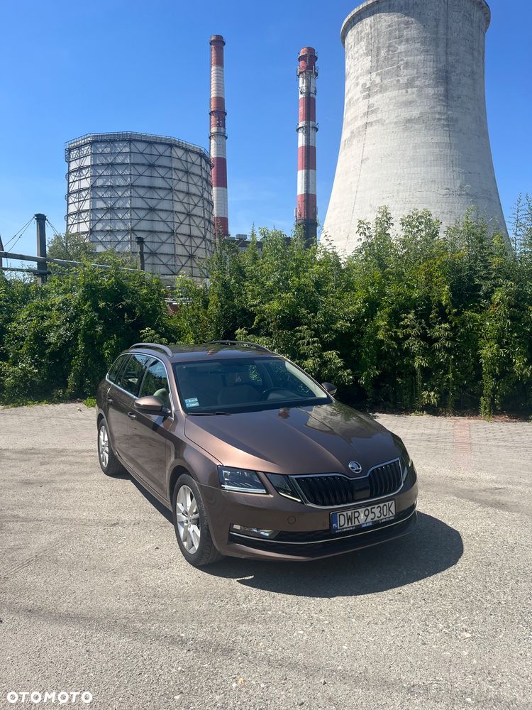 Skoda Octavia 1.6 TDI Style DSG - 1