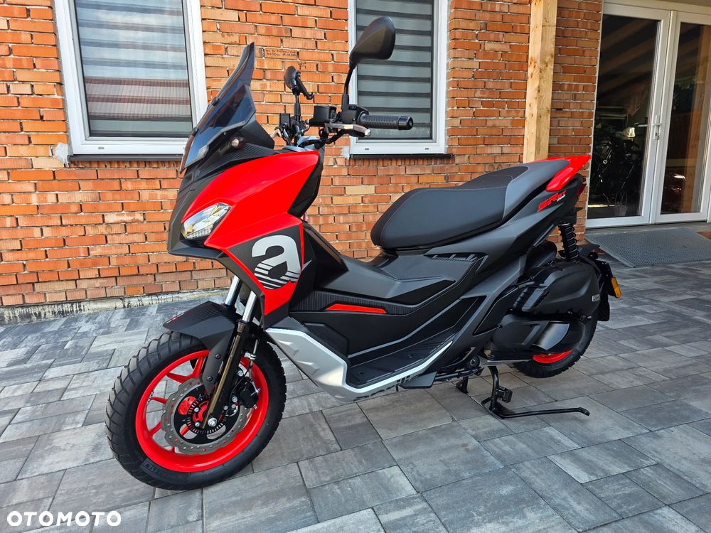 Aprilia SR - 11
