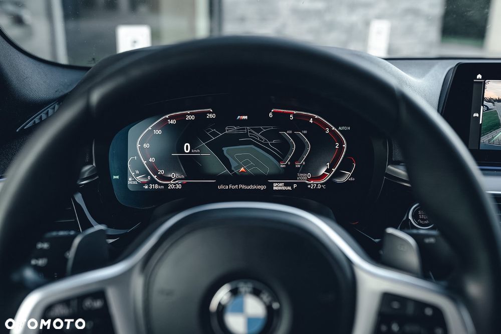 BMW Seria 5 520d xDrive M Sport sport - 27