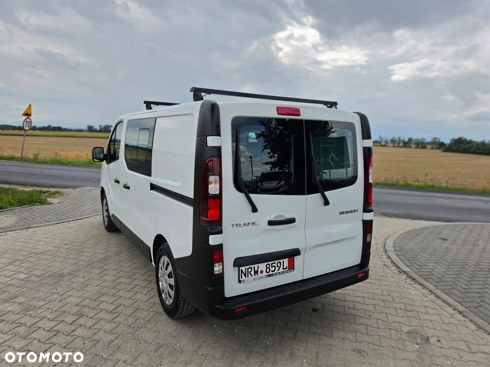 Renault Trafic - 11