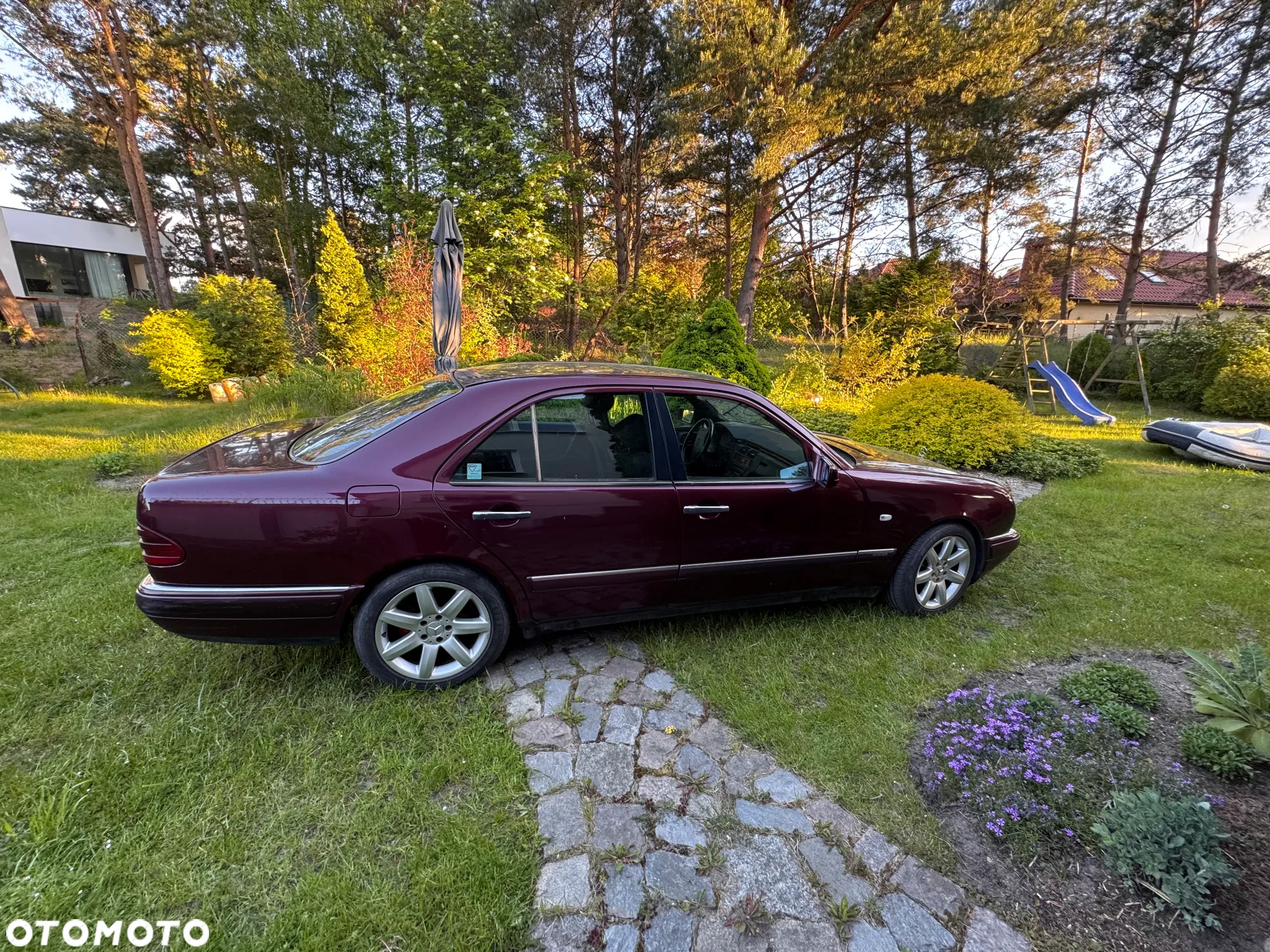 Mercedes-Benz Klasa E 300 TD Elegance - 5