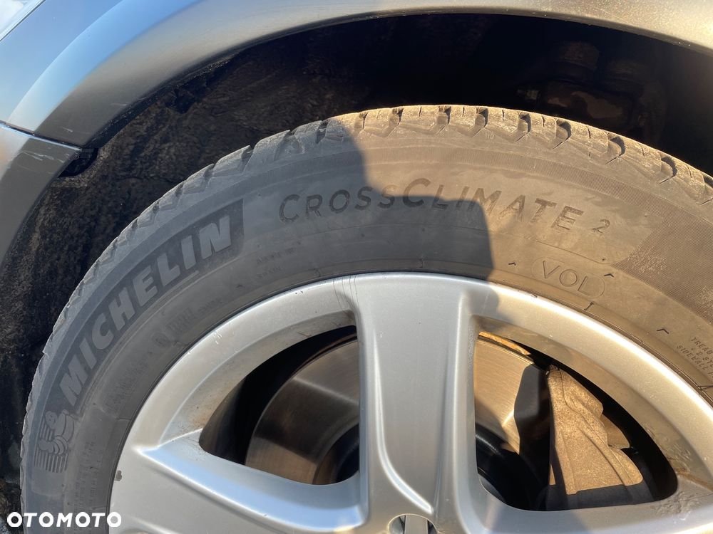 Audi A6 Allroad - 16