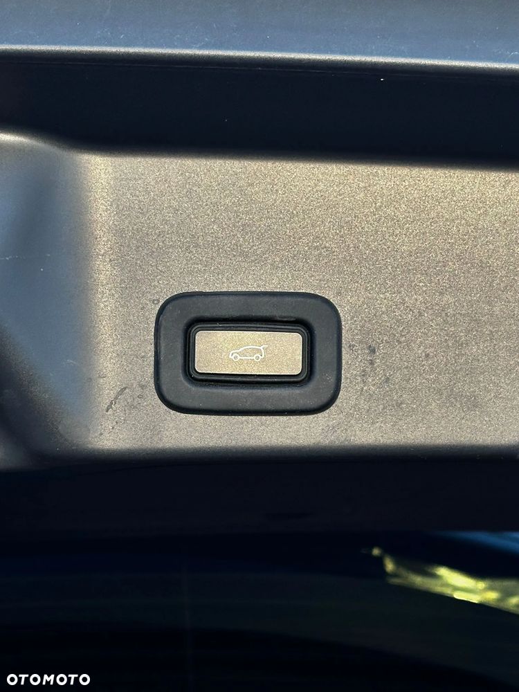 Land Rover Range Rover Evoque P250 R-Dynamic - 32