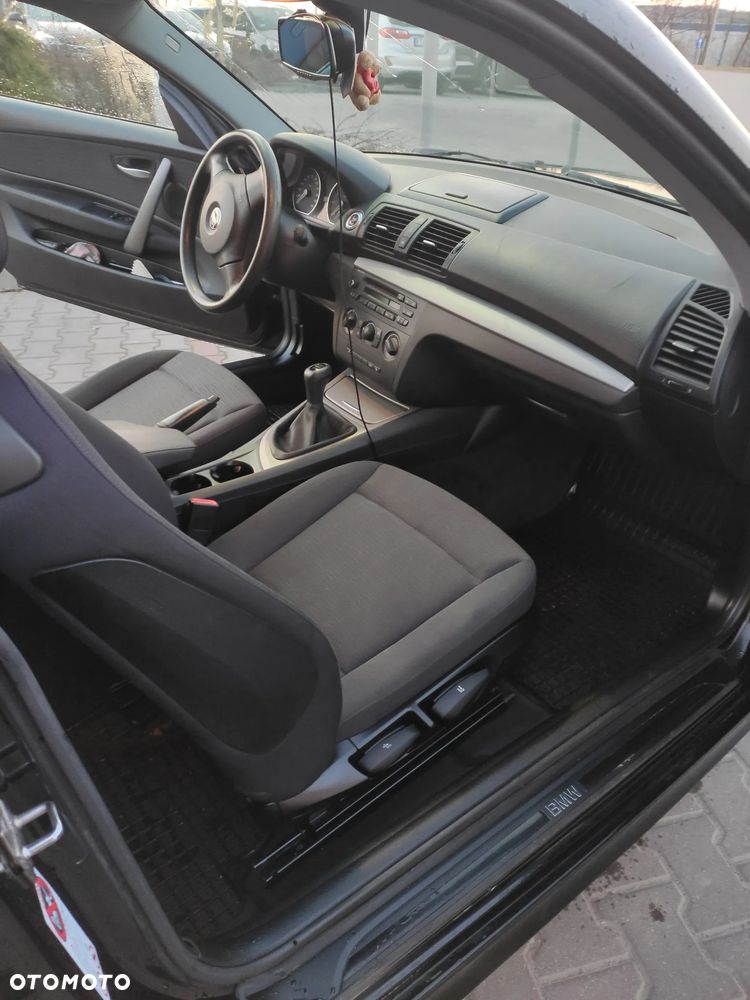 BMW Seria 1 116i - 6