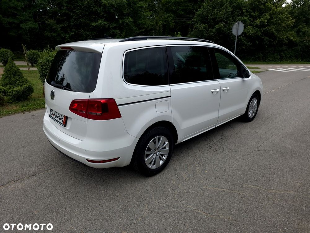Volkswagen Sharan 2.0 TDI Comfortline DSG - 6