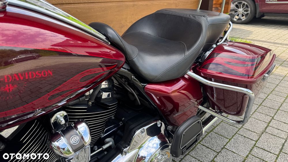 Harley-Davidson Touring Road King - 15