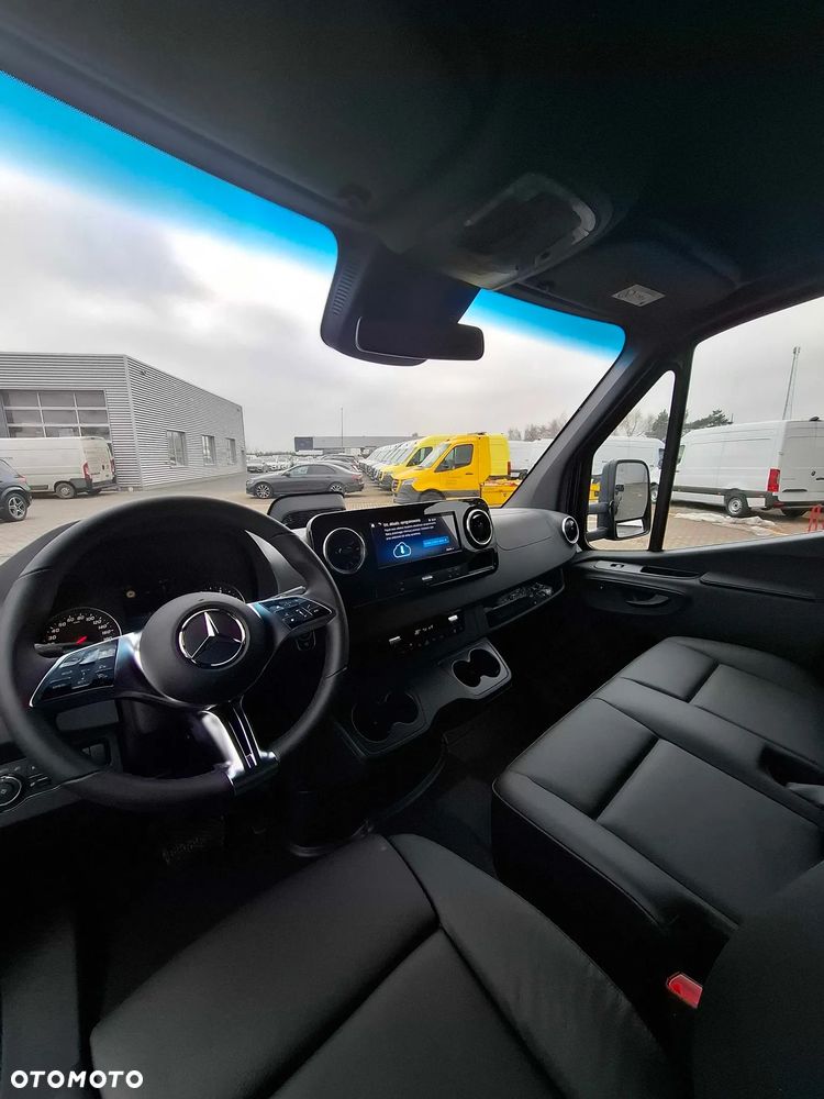 Mercedes-Benz Sprinter 319 CDI - 5