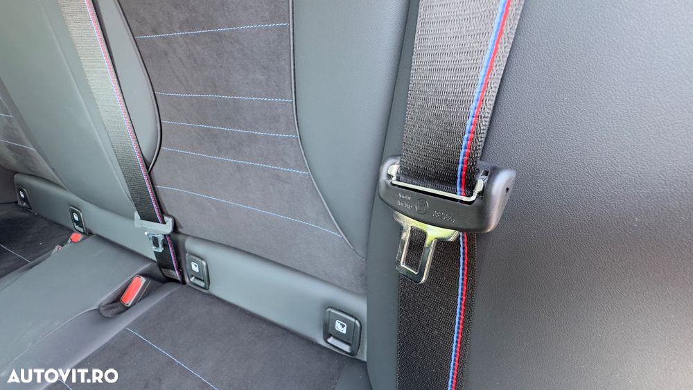 BMW M1 M135 xDrive AT - 13