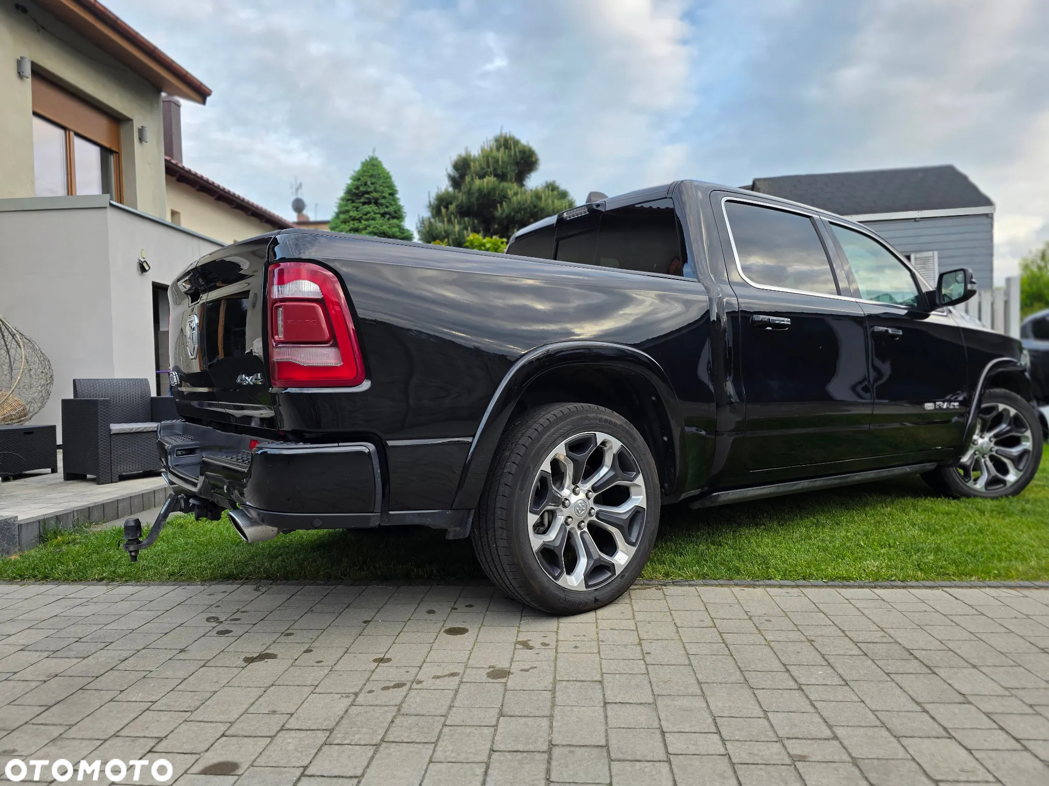 RAM 1500 - 9