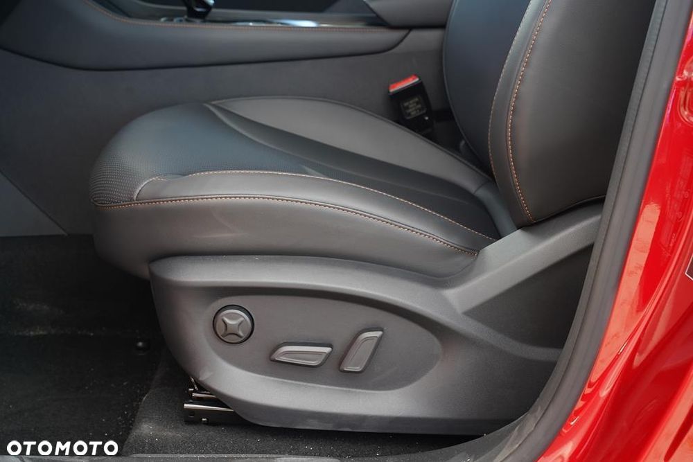 MG HS 1.5T HEV+ Exclusive - 22