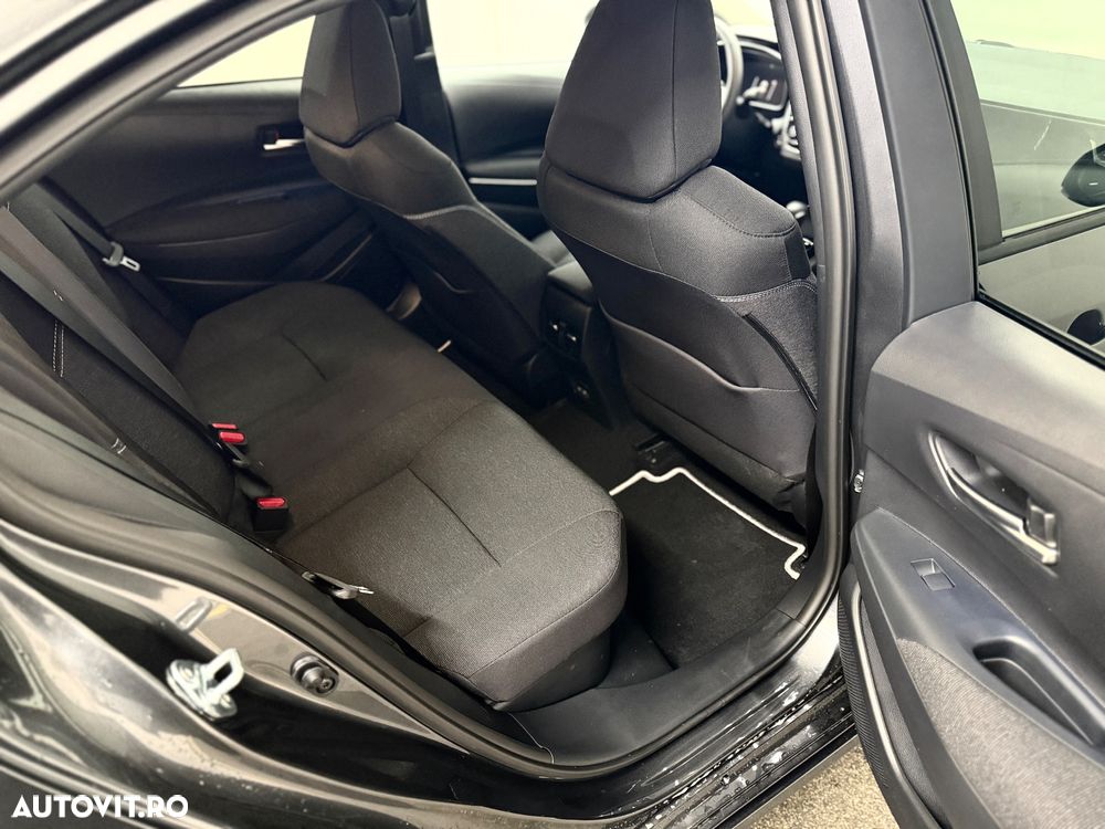 Toyota Corolla 1.8 HEV Dynamic - 7