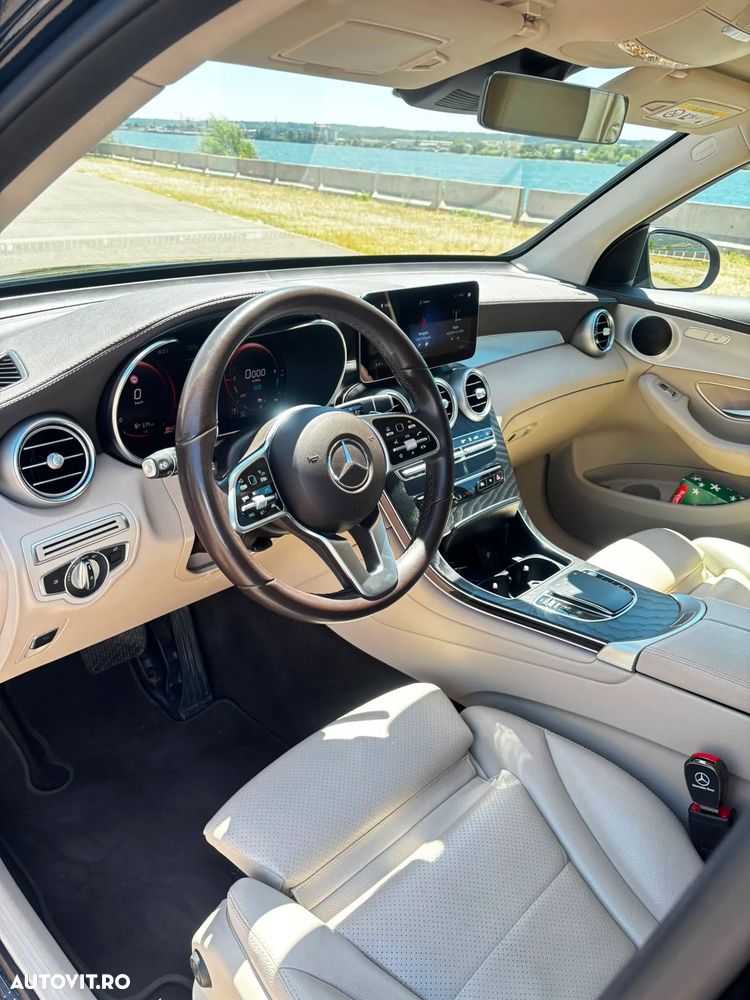 Mercedes-Benz GLC - 10