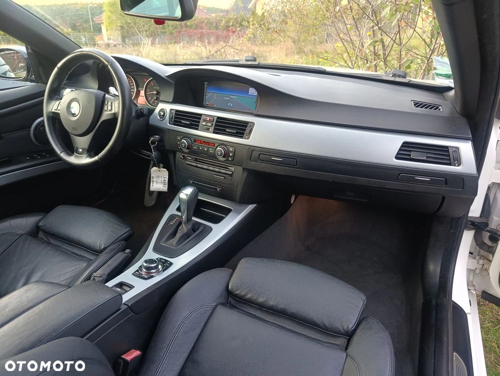 BMW Seria 3 330d DPF Cabrio - 26