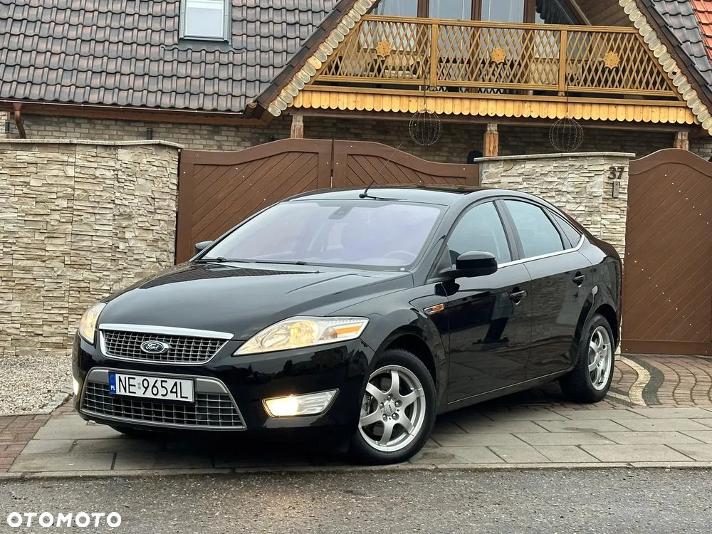 Ford Mondeo - 38