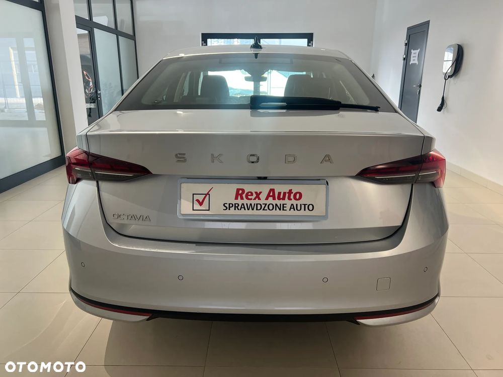Skoda Octavia 1.5 TSI mHEV Essence DSG - 9