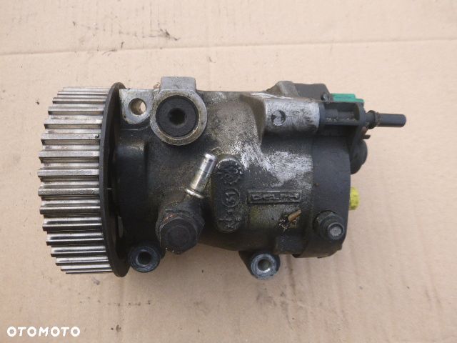 POMPA WTRYSKOWA RENAULT CLIO II DELPHI R9042A014A 1.5 DCI - 4