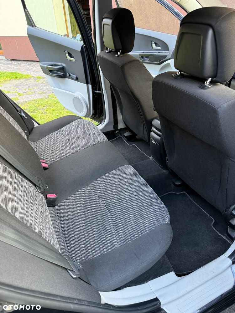 Kia Ceed 1.4 Comfort - 14