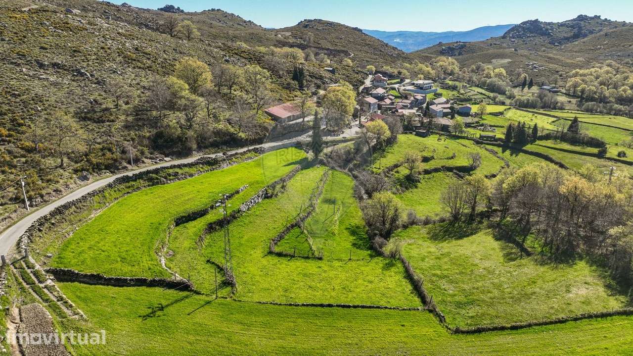 Terreno  para venda - Grande imagem: 2/18