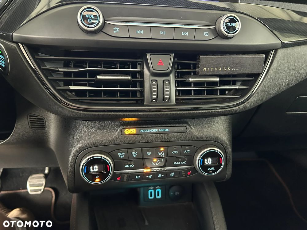 Ford Focus 1.5 EcoBlue Start-Stopp-System ST-LINE X - 18