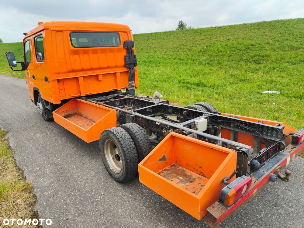 Mitsubishi Fuso Canter - 4