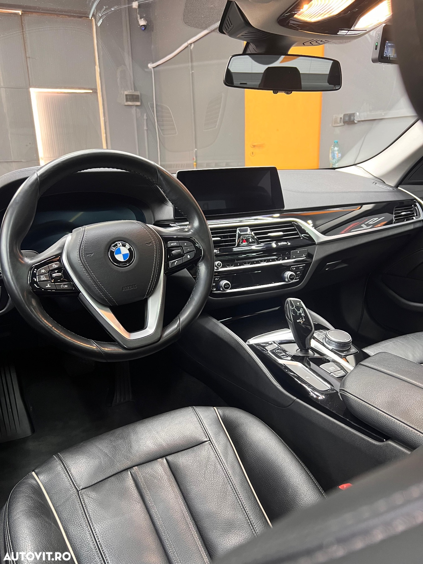 BMW Seria 5 540i xDrive Aut. Luxury Line - 7