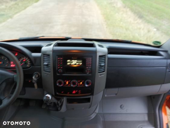 Volkswagen Crafter - 9