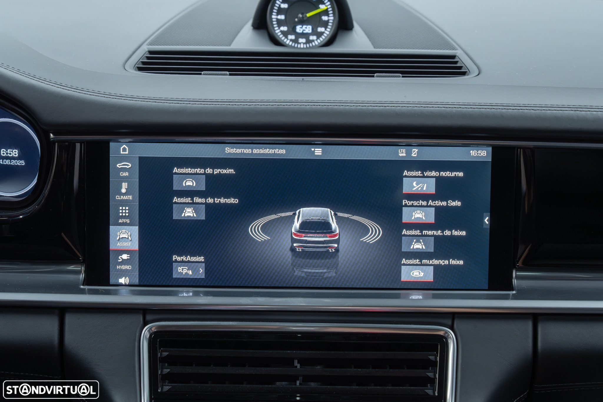 Porsche Panamera Sport Turismo 4 E-Hybrid - 48