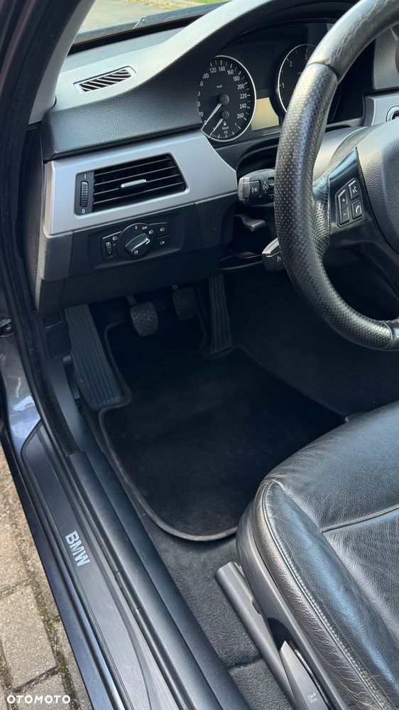 BMW Seria 3 320d - 9